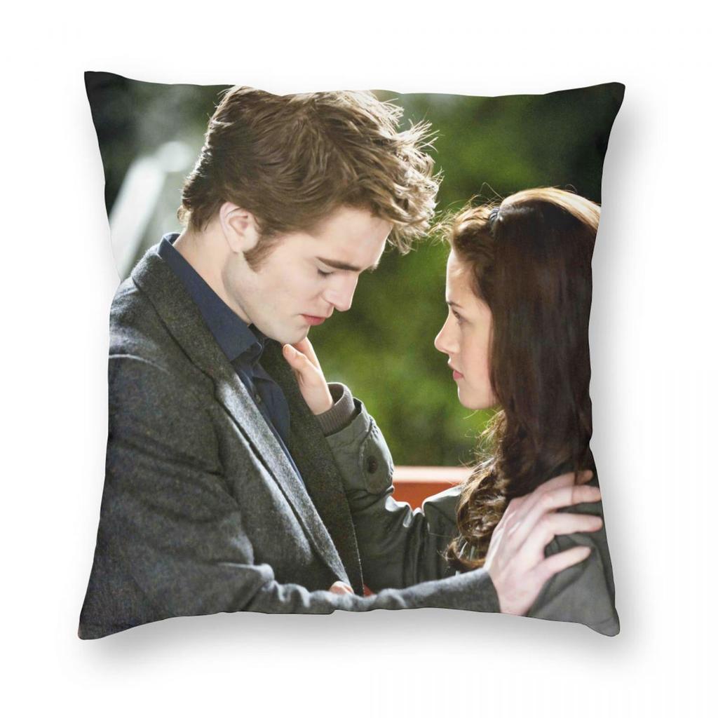The Twilight Saga Movie Pillowcase Printing Polyester Cushion Cover Decor Pillow Case Cover Living Room Zippered 40*40cm