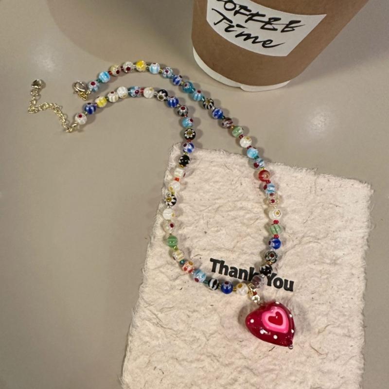 Red Love Coloured Glaze Bead Necklace Hawaii Beach Necklace Suitable for Ladies