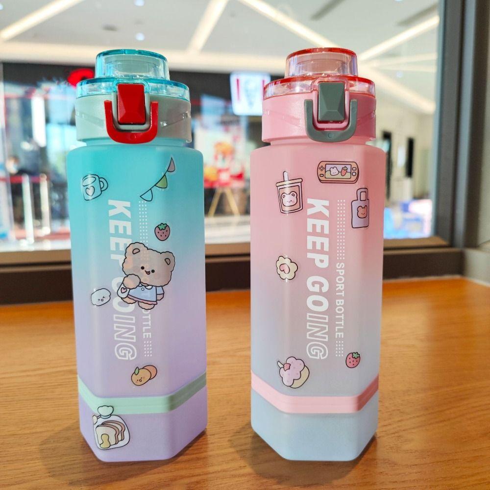 700ML Plastic Water Cup Two-color Cute Sports Kettle Colorful Sports Water Bottle School