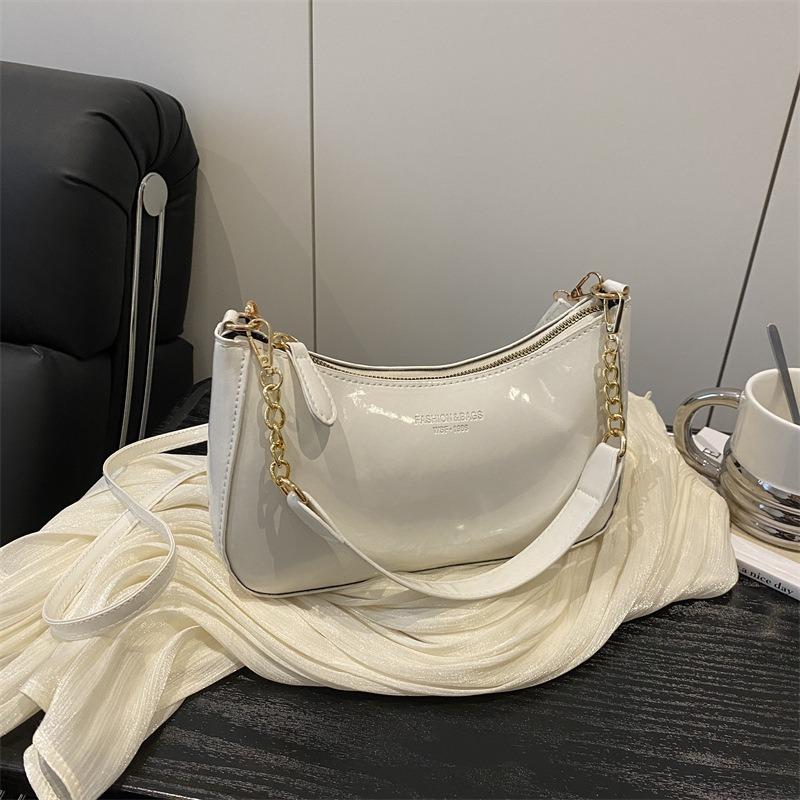 Solid color popular summer new fashion casual single shoulder trend commuting portable underarm small square bag