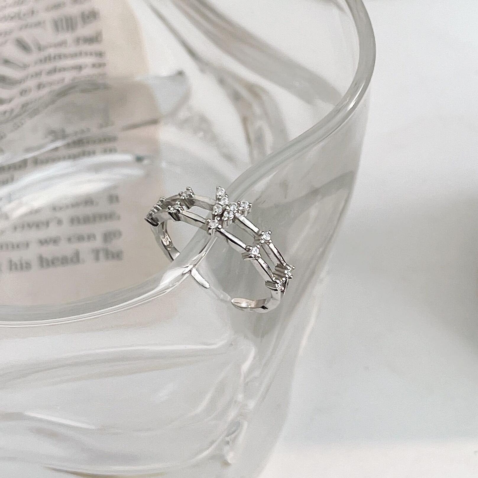 

Yinruitai S925 Стерлинговое Серебро Циркон Бабочка Открытое Кольцо для Женщин - Корейский Высококлассный Стиль