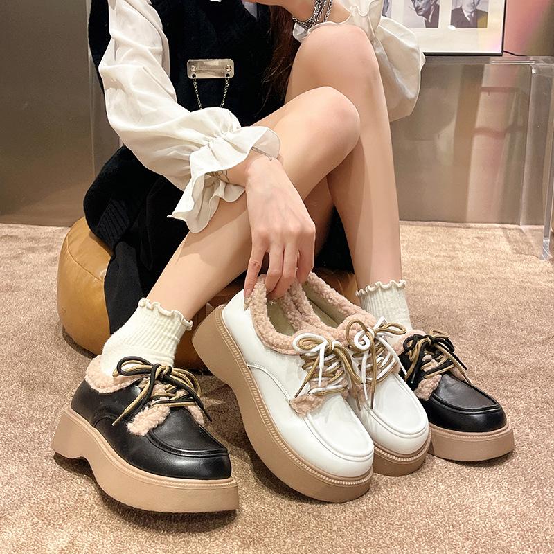 Winter new velvet thickened small cotton shoes retro thick-soled warm single shoes with skirts to increase the height of British style small leather 