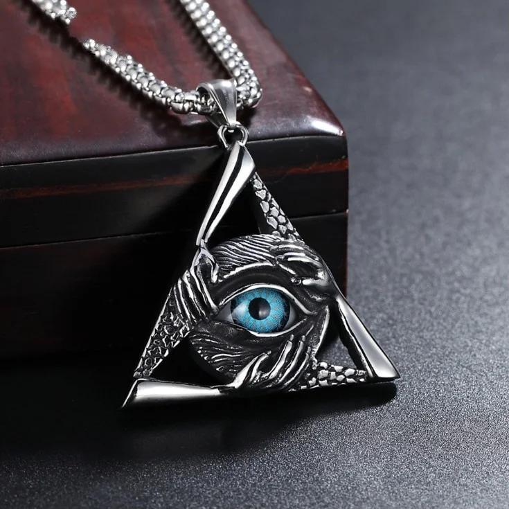 Rotating Eye of Horus Necklace for Men Retro Egyptian Amulet Pendant