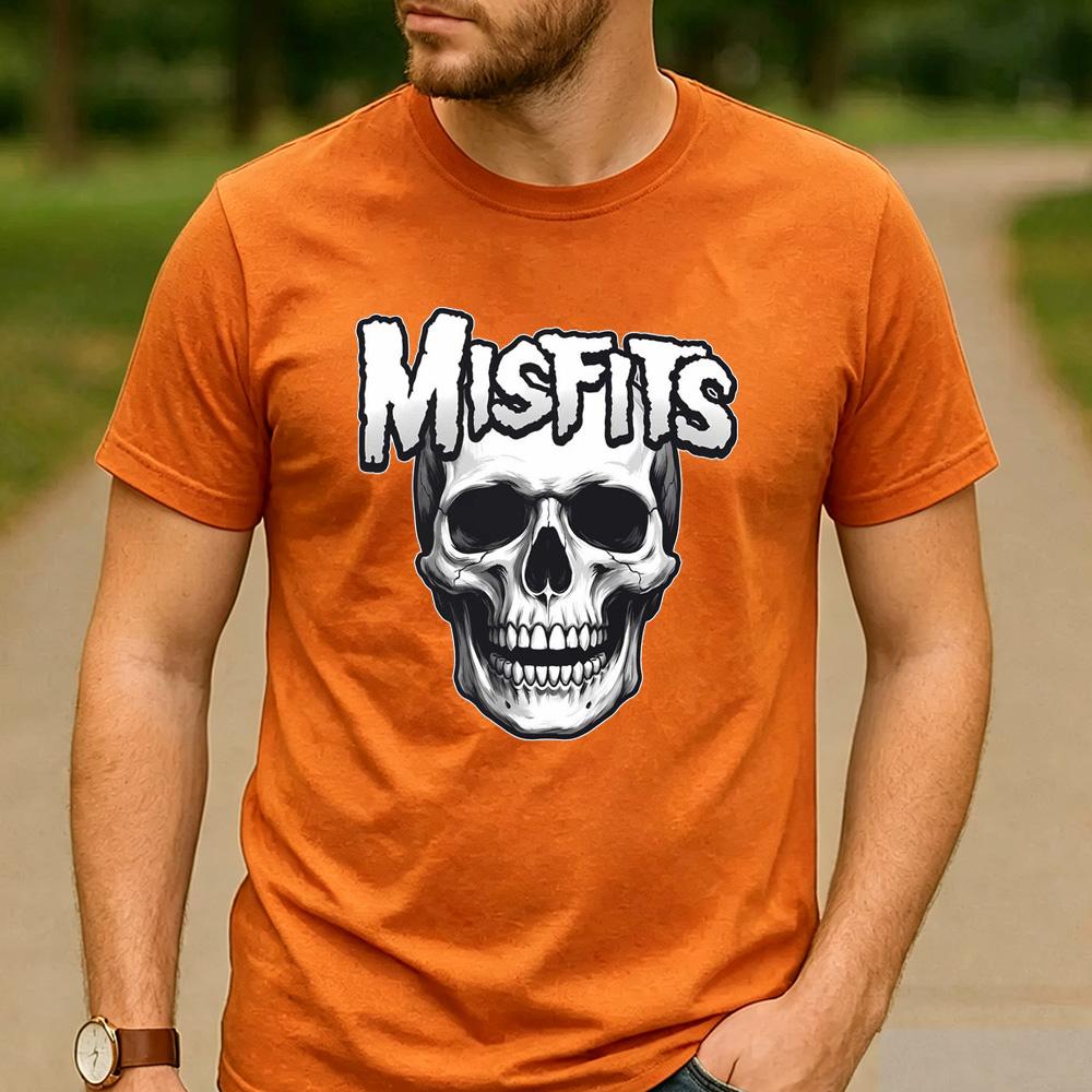 Vintage Misfits Skull T Shirt Rock Band Horror Punk Music Fan Gift Unisex Graphic Crewneck Retro Streetwear Pullover Top