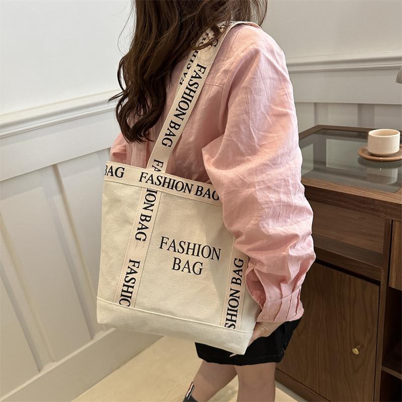 Stylish Large Capacity Canvas Tote Bag For Women Perfect For Spring Fashion And Daily Use