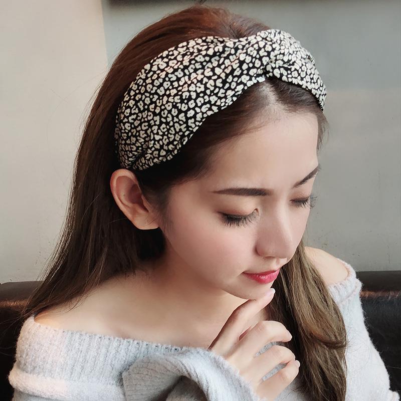 Small leopard print face enhancing headband, simple and wide edged hair clip, headband accessories for women's face washing, headband hair accessories