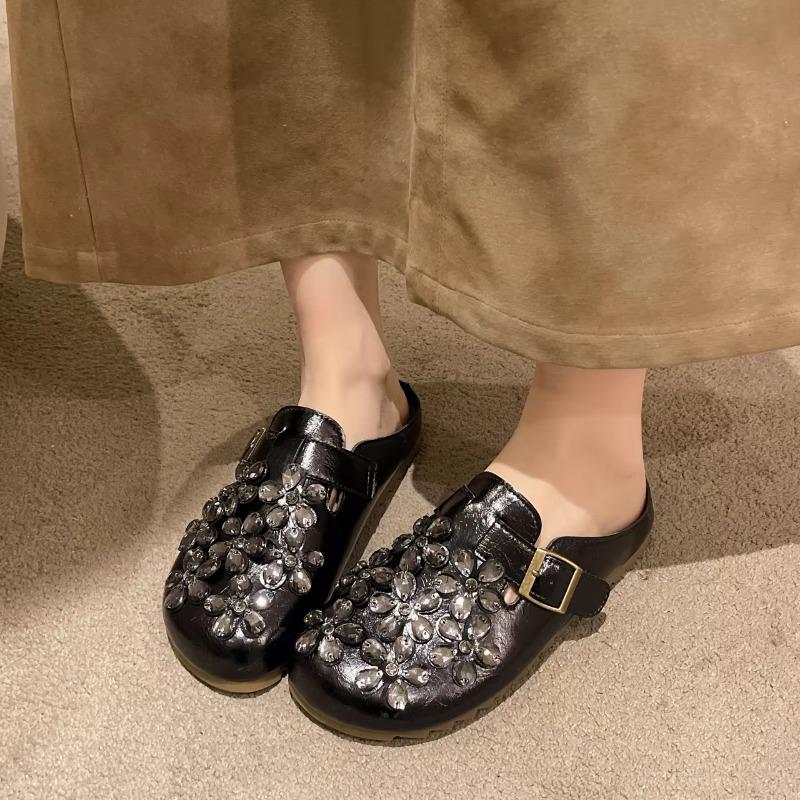 Fashion Brand Shoes Female 2025 Mules Women's Slippers Casual Slippers Women Fashion Rhinestone Flower Shoes Belt Buckle Flat Slippers