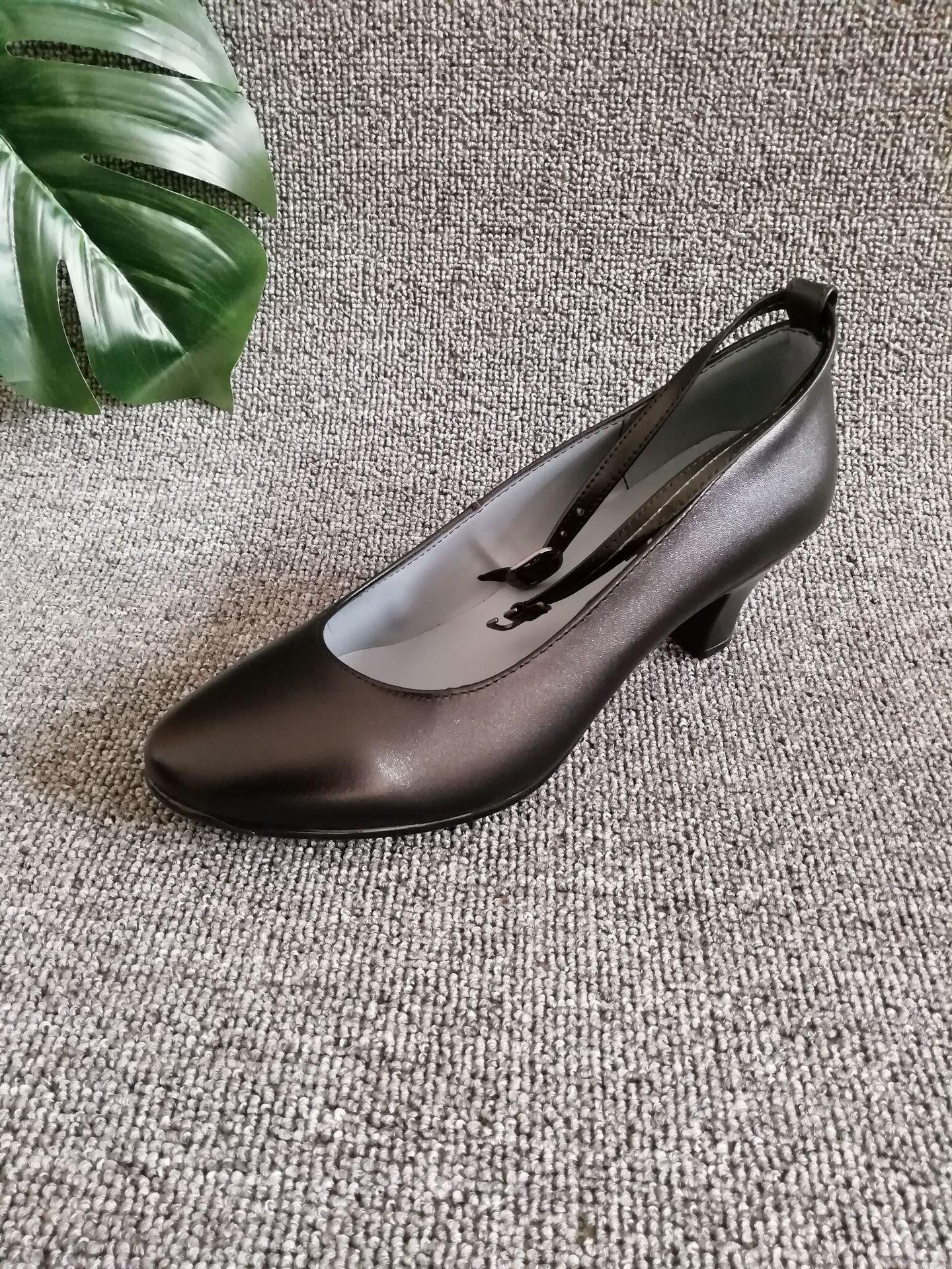 

Женские летние кожаные туфли Женские одинарные туфли Деловые туфли на среднем и высоком каблуке Деловые кожаные туфли 41 (customized)