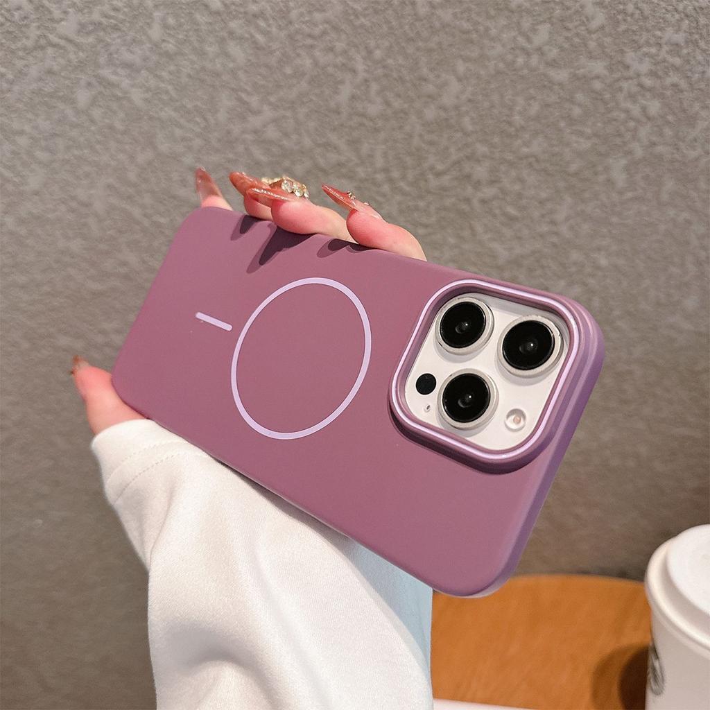 For Apple 17promax New Magnetic Suction Soft PC Case Fashion Trend Personalized Creative 17 Magnetic Suction Mobile Phone Case