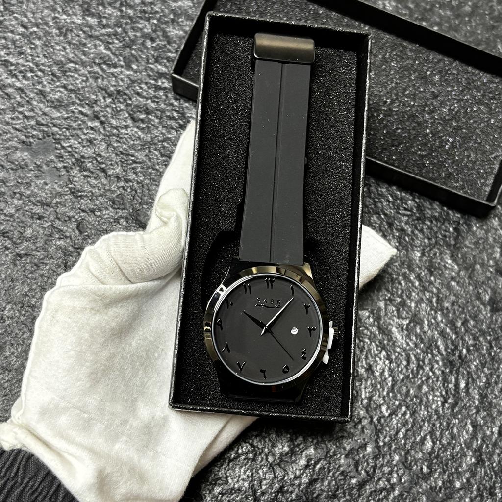 New Stylish Elegant Unisex Quartz Watch Stainless Steel Alloy Dial Silicone Magnetic Strap 3Atm Waterproof Sport Watch