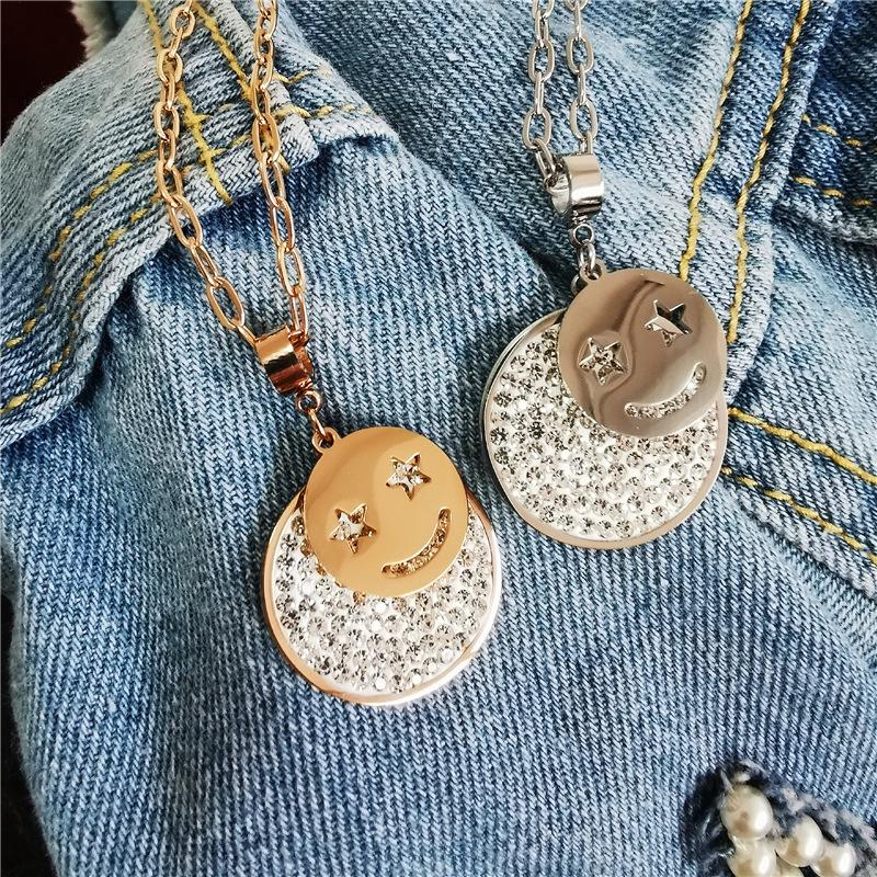 Japanese-Korean Fashion Rhinestone Smile Face Pendant Necklace in Titanium Steel with Rose Gold Plating