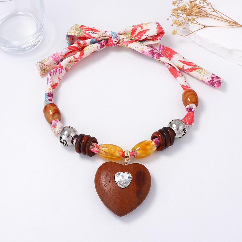 European and American Simple Fashion Ribbon Beaded Tether Type Wood Exaggerated Love Pendant Necklace Versatile Casual Woman
