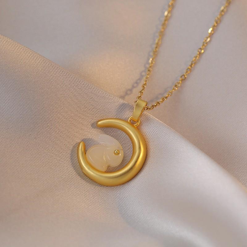 Women's Fashion Heart Pendant Necklace - Elegant, Simple Design, Versatile Clavicle Chain Jewelry