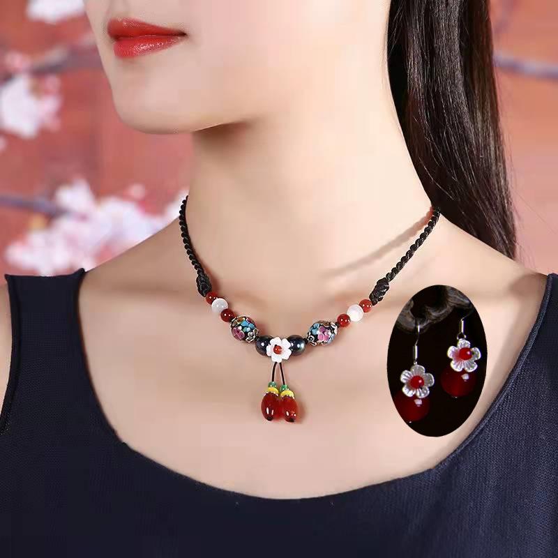 GEMCHIC Women's Ethnic Style Glass Flower Collarbone Necklace Handmade Braided Rope Choker Vintage Beaded Pendant Jewelry