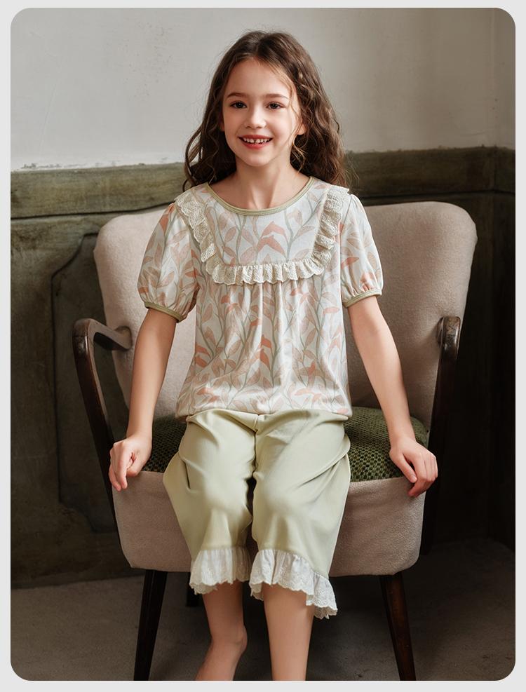 English Girls' Summer Short-sleeved Home Clothes Pajama Set