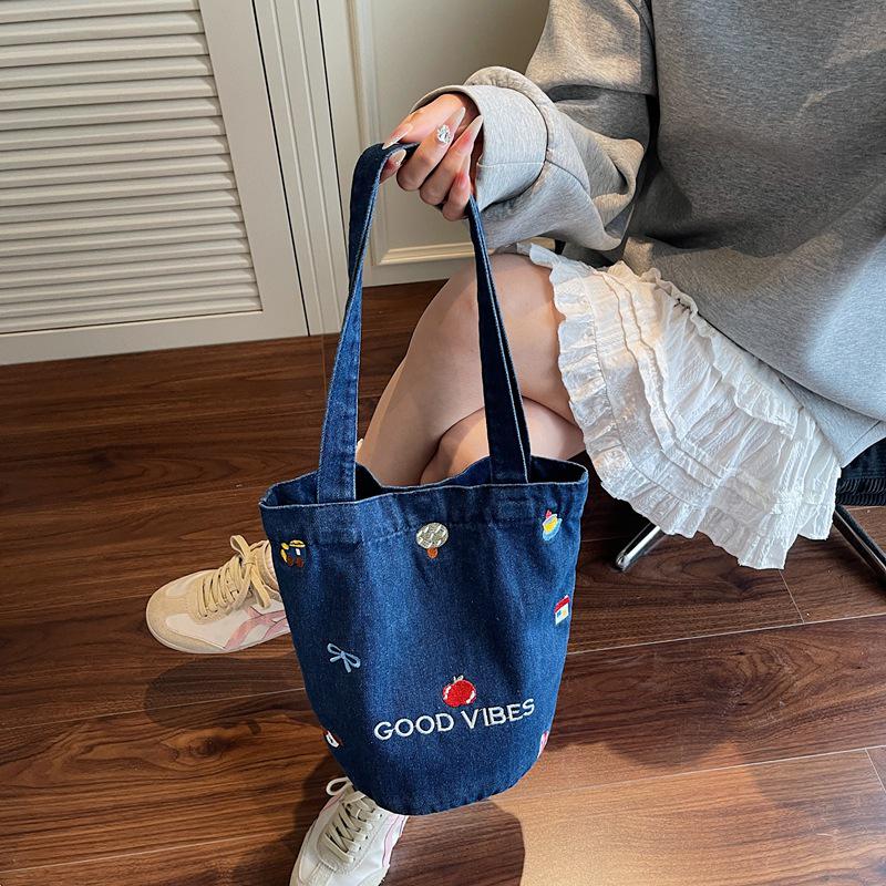 Women's Versatile Denim Tote: Large Capacity Shoulder Bucket Bag