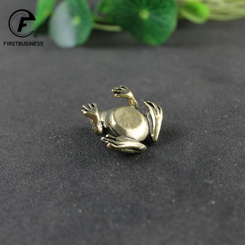 Brass Golden Toad Lucky Tea Pet Vintage Simulation Animal Figurines Miniatures Home Office Desk Ornament Car Decoration Crafts
