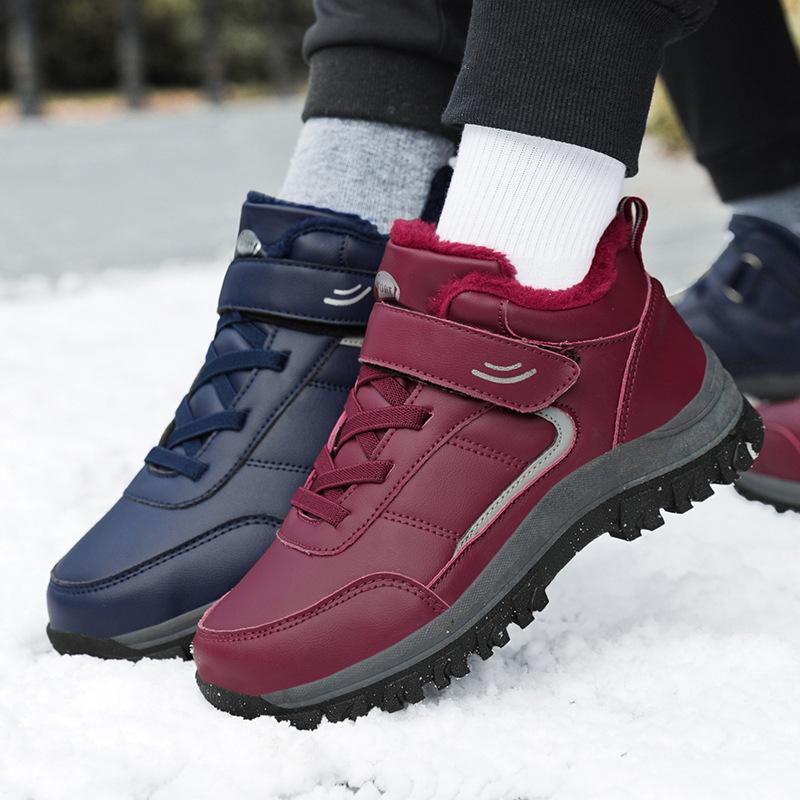 Stepping shoes winter new velvet thickened warm sports shoes casual outdoor large size parents cotton shoes mother shoes