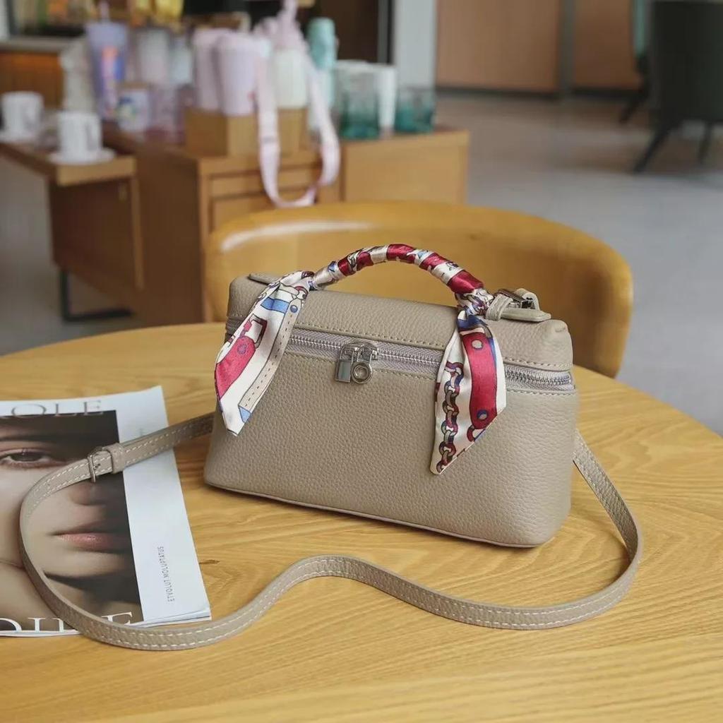 2023 New Women's Cowhide Box Bag: Stylish Hand-Held Cosmetic Shoulder Messenger Bag