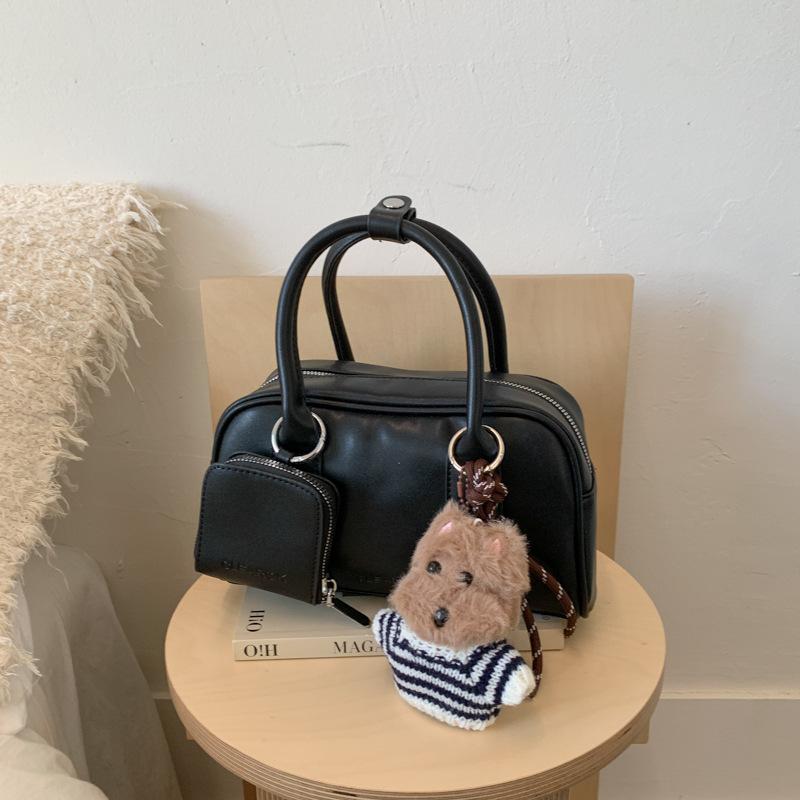 Popular small bags women's autumn and winter versatile new retro messenger bags portable pillow bags