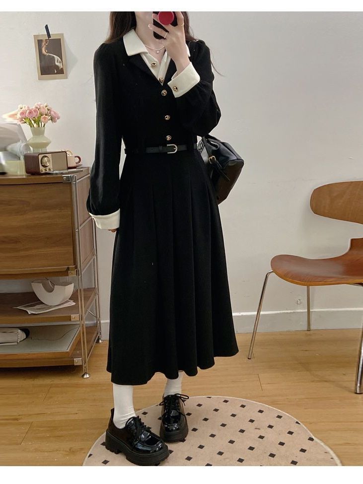 Retro French Age-reducing Black Dress, New Super Fairy Temperament Pleated Splicing and Thin Interview Long A-shaped Skirt