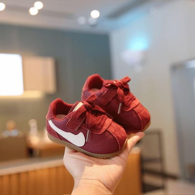 

Детская обувь Agan: Мягкие кроссовки-ходьба для мальчиков и девочек, весна/осень 2026 Size 27: Inner length 16.9cm красный