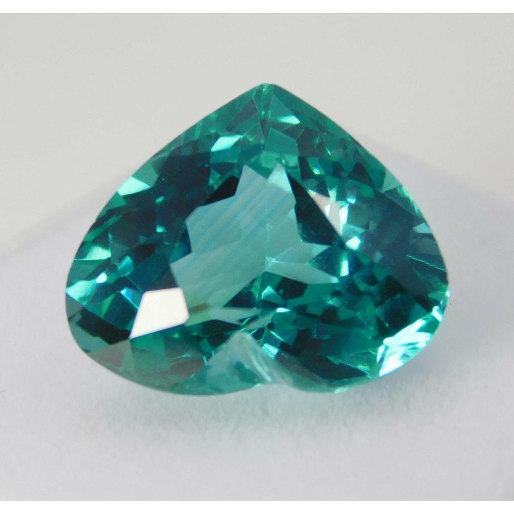 Natürlicher bläulich-grüner Grandidierit loser Edelstein 10,23 ct Herz für Schmuckherstellung und Basteln