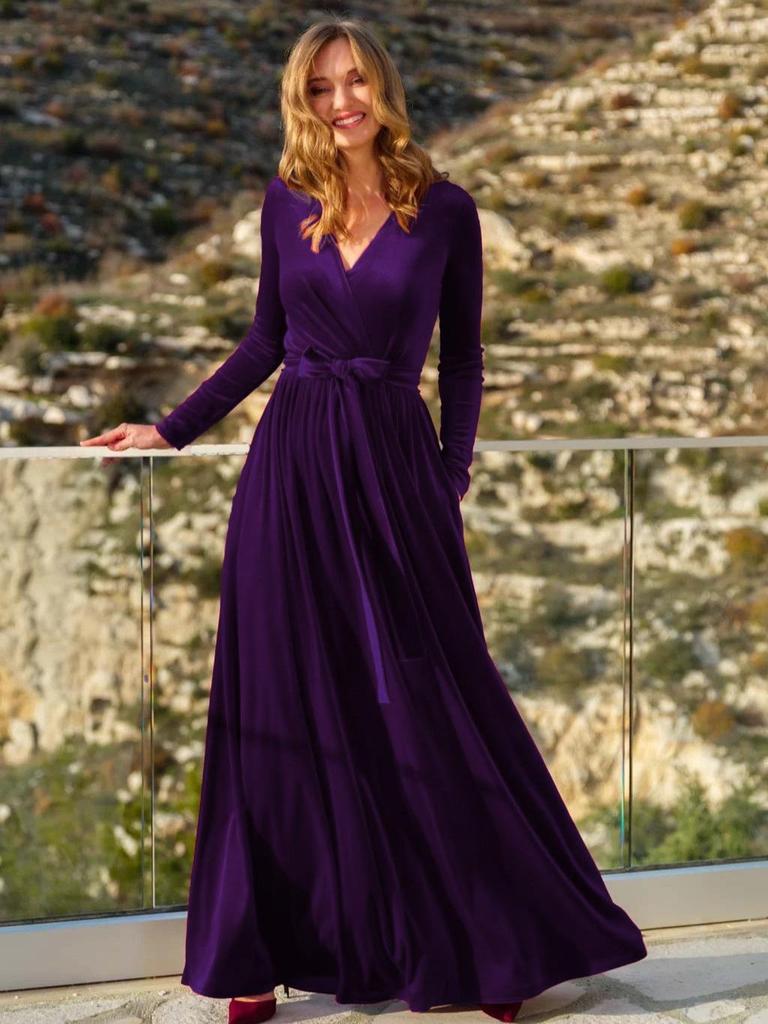 Elegant Velvet V-Neck Bridesmaid Dress for Autumn/Winter