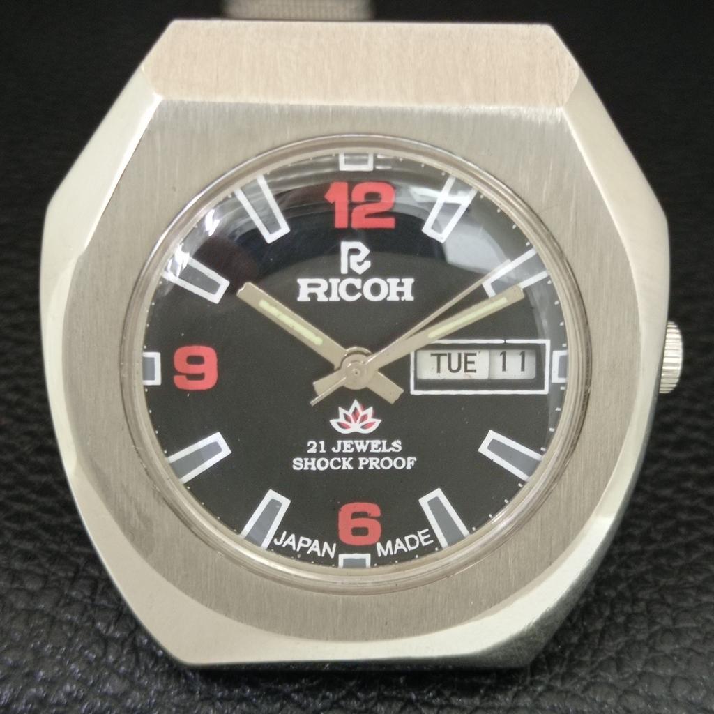 VINTAGE RICOH R31 AUTOMATIC JAPAN MENS BLACK COLOR DIAL WATCH a707929-1
