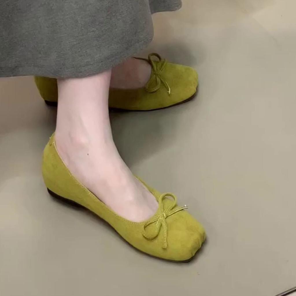 Elegant temperament Fashion square head bow design Soft sole Versatile outer wear Exclusive child Foreign style inner shallow mouth single shoes Women