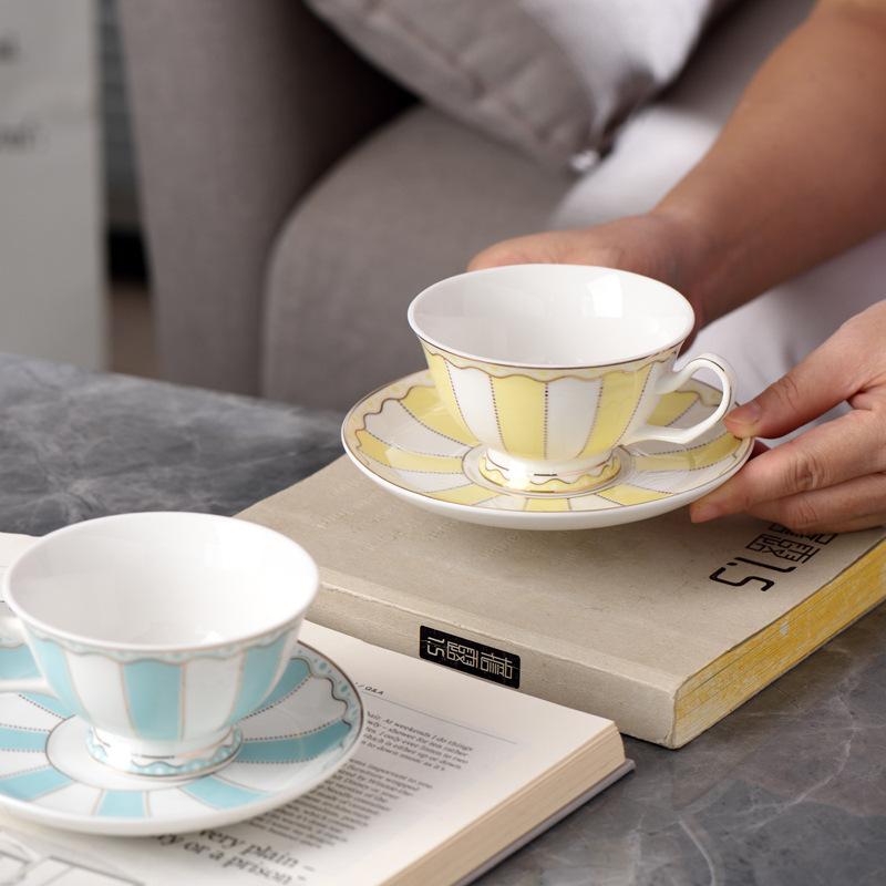 European Style Palace Style Coffee Striped Cups Creative Art Ceramic Office Home Exquisite Coffee Mugs Character Coffee Cup Dish