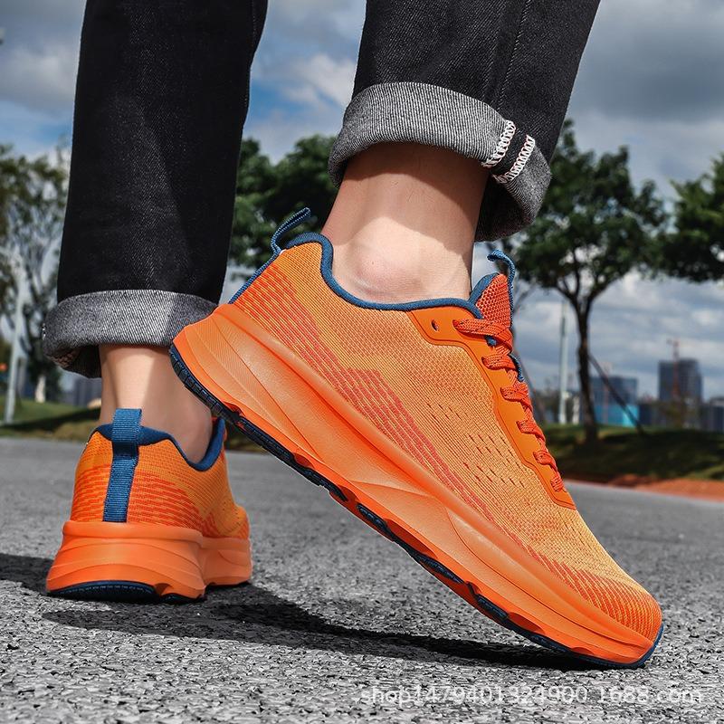 Men's shoes autumn and winter wide head breathable mesh shoes toe loose not squeezing feet light soft sole wear-resistant cushioning running shoes