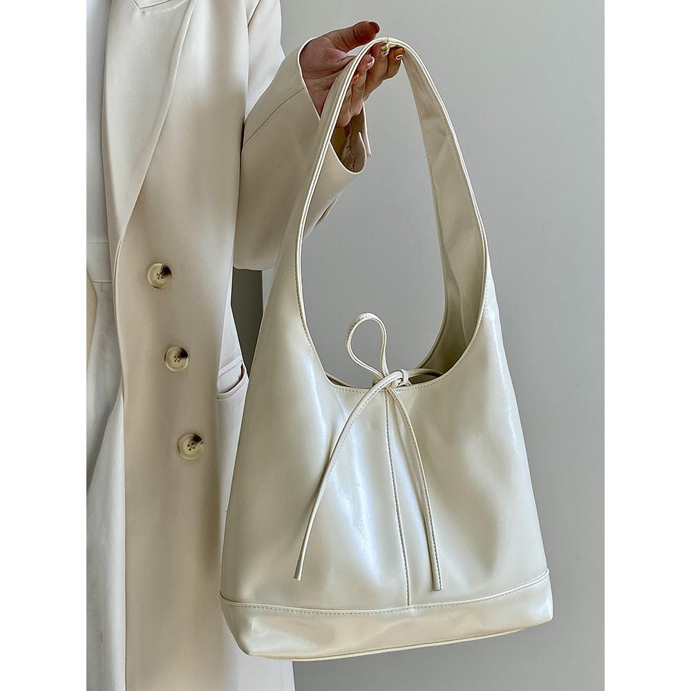 IELGY Female Bag Korean Version Bowknot Large Capacity Tote Bag Portable Shoulder