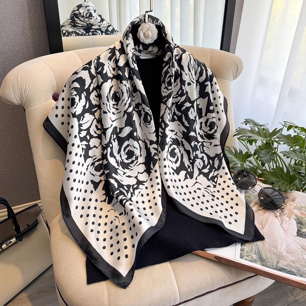 Spring And Summer Fashion Luxury Printing 90*90Cm Women Scarf Satin Square Shawl Elegant Headscarf Beach Sun Protection Bandana
