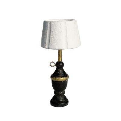 Schlafzimmer Weiße Tischlampe Miniaturmöbelmodell Puppenhaus Zubehör Realistisches Beleuchtungsspielzeug Spielset 1:12