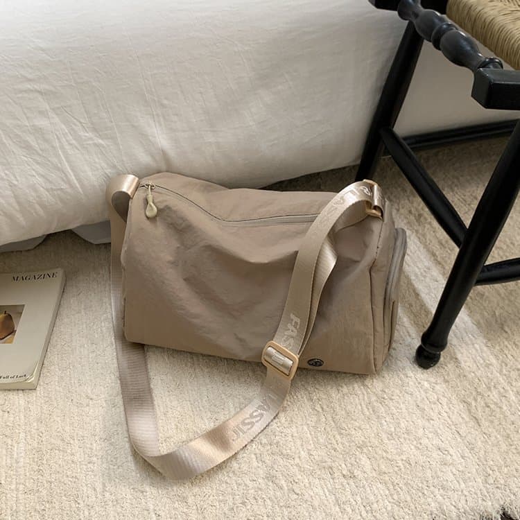 

Lightweight Adjustable Nylon Crossbody Bag Women s Shoulder Bag хакі