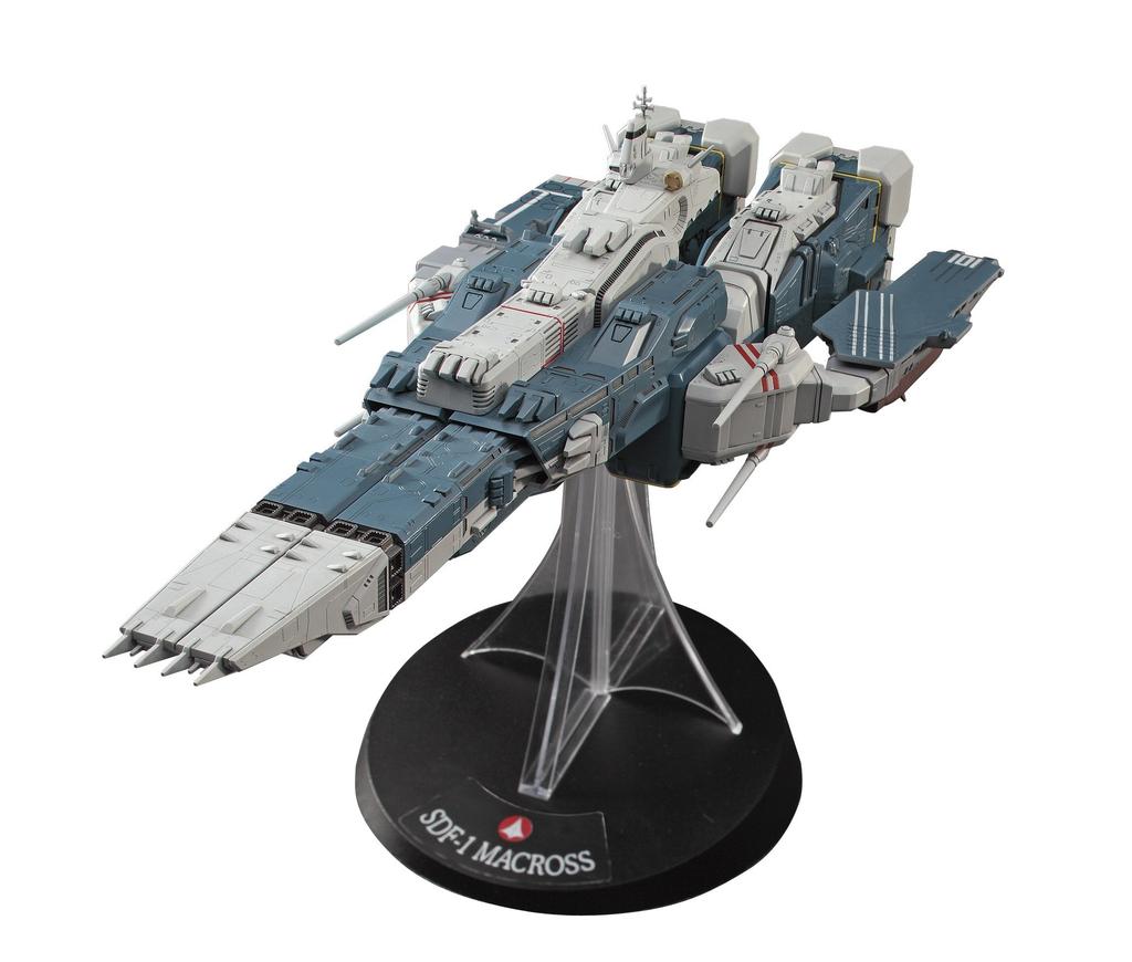 Hasegawa Super Dimension Fortress Macross Macross Fortress Ship with Prometheus Daedalus Scale Plastic Model Kit 65830 SDF-1 & 1/4000