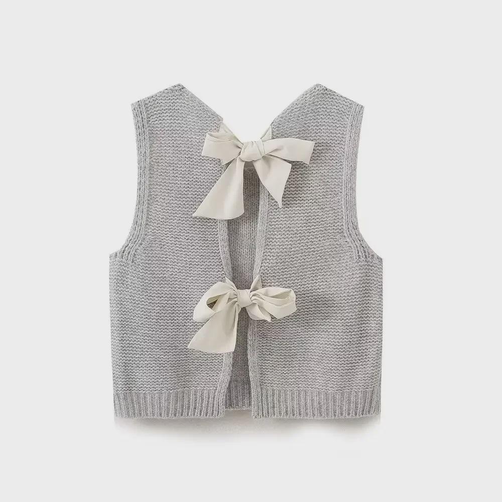 Autumn 2025 Sleeveless Knitted Vest with French-Inspired Bow Detail