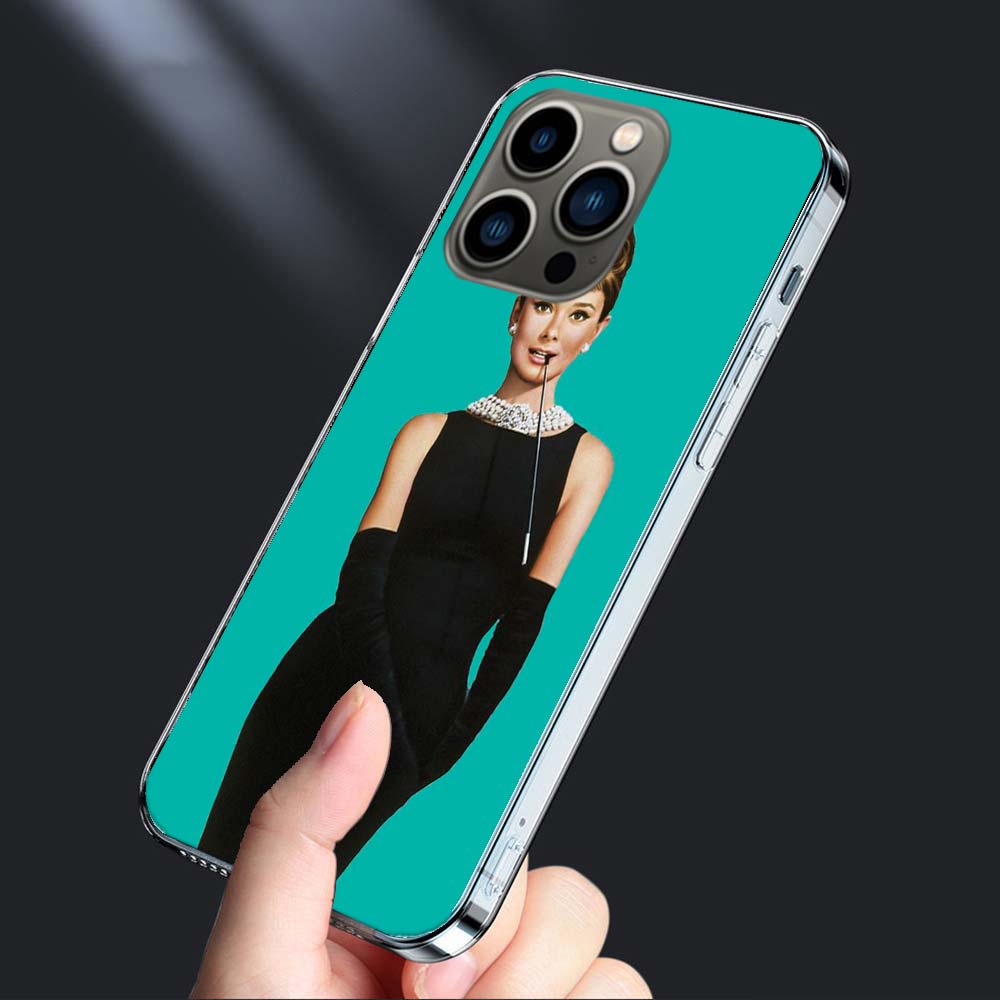 Audrey Hepburn Phone Case For Iphone 16E 15 Pro 14 Plus 17E 16 17 Pro Max Air 11 12 13 Mini Shockproof Capa Cute Cover TPU Cl