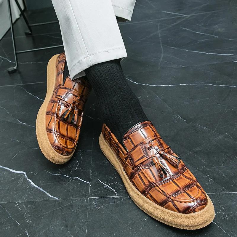 Fashion British Style Classic Leather Casual Shoes Men Comfort Brand Loafers Men Slip-on Platform Shoes Men Footwear Mocassins Hommes