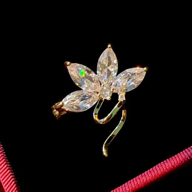 Fashion Small Flower Brooches Pins Luxury Micro-zircon Personality Snowflake Corsage Emerald Geometry Badge Female Accessories