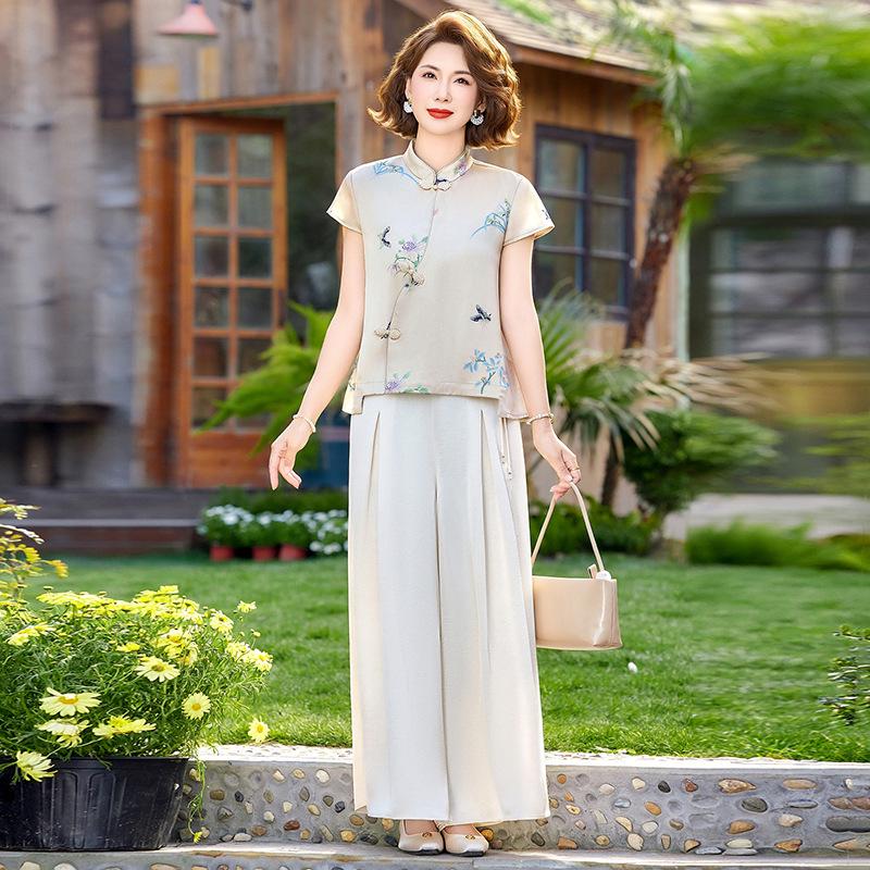 Mom's Stylish Summer Two-Piece Set: Mid-Aged Women's Chinese Style Short-Sleeve Shirt + Skirt Pants.