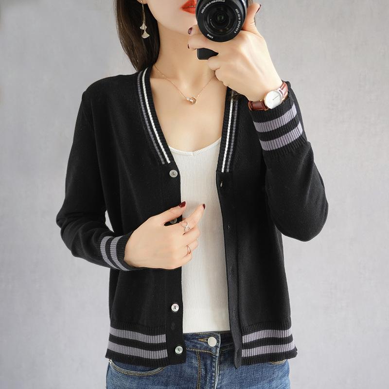 V-neck Knitted Cardigan for Women's Thin Style Cotton Thread Jacket Spring and Autumn New Slim Body Long Sleeve Short