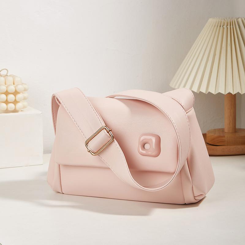 

Spring and summer new women s bags, high-end retro soft leather small square bags, niche versatile solid color shoulder messenger bags