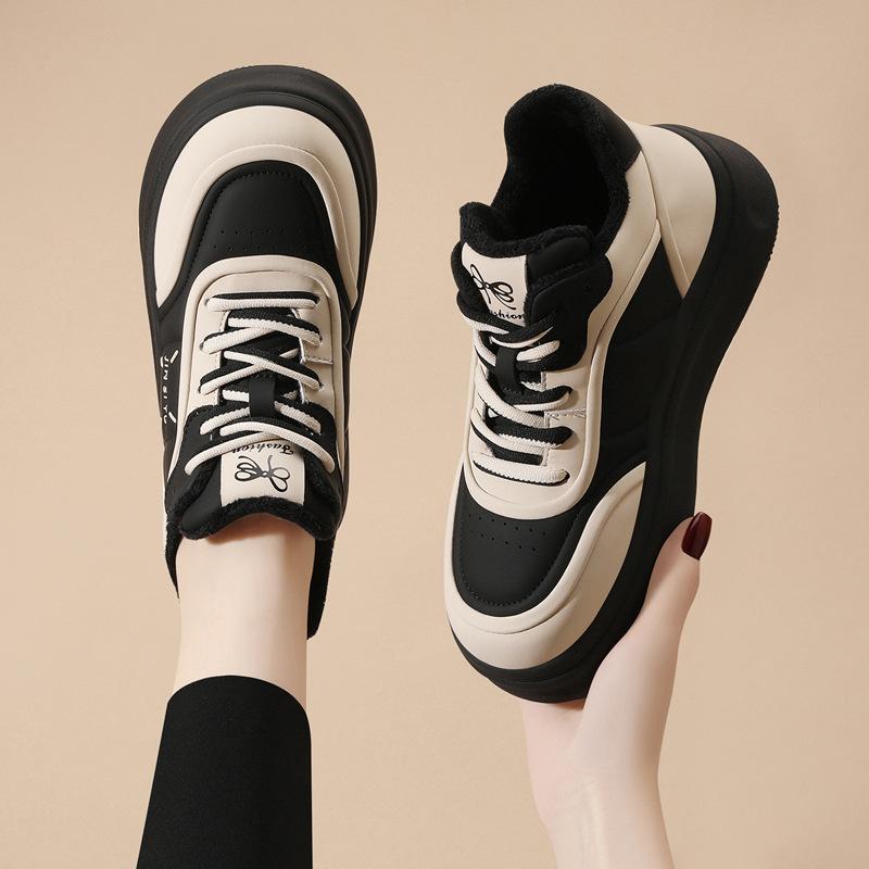 Sports shoes women's winter 2026 new leather versatile warm and non slip cotton shoes