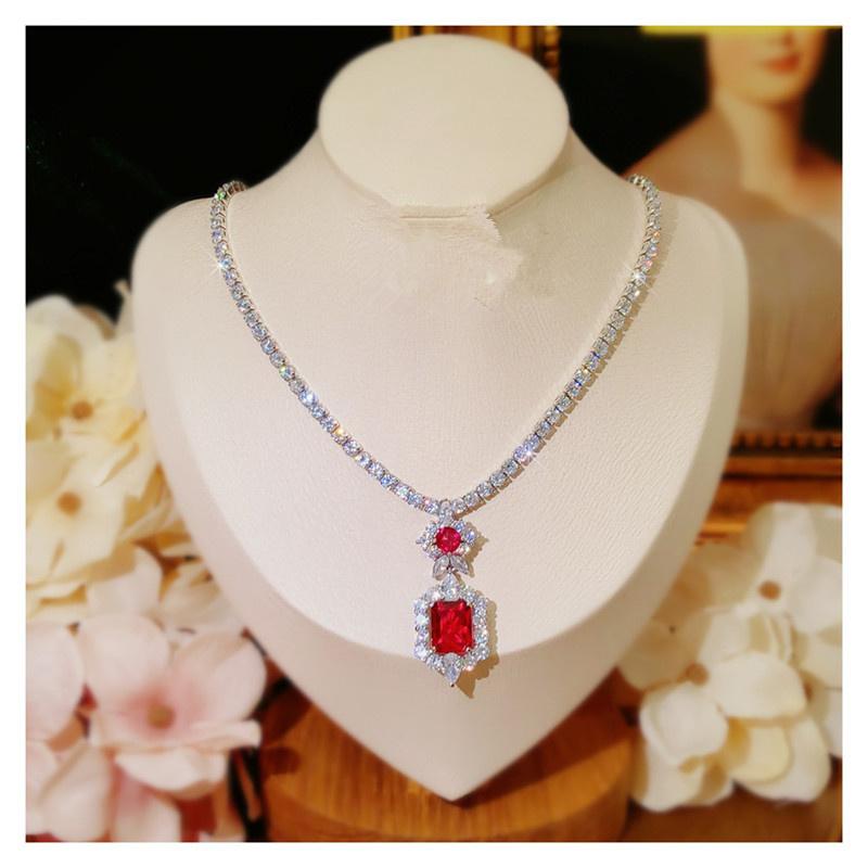 Women's Jewelry Set S925 Created Emerald Gemstone Earrings Sparkling Necklace Classic High Jewelry Mother's Day