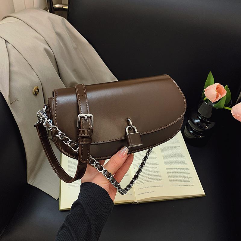 New fashion niche chain saddle bag versatile shoulder crossbody trendy women's bag