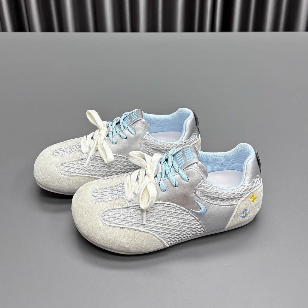 Mesh lace-up little white shoes women's 2025 summer new fashionable versatile comfortable retro breathable student casual board shoes