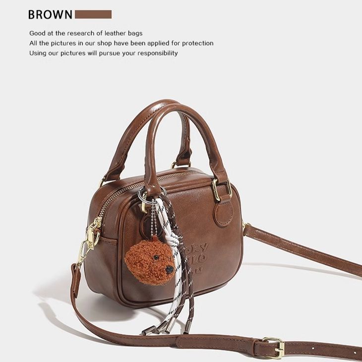 Niche Retro Bowling Bag Women's 2025 New Fashion Shoulder Messenger Bag Premium Texture Coffee Handbag