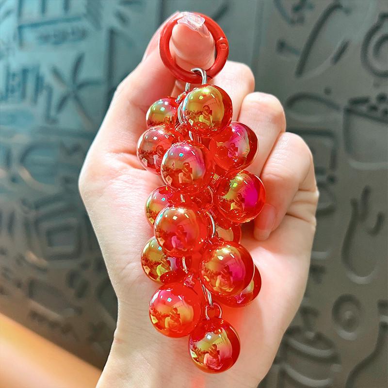 Acrylic Grape Bunch Keychain: Cute Couple Bag Charm & Creative Car Keyring for Women